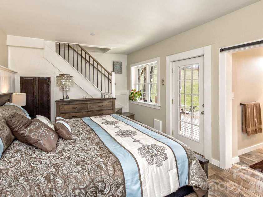162 Pickens Road, Weaverville, NC 28787.  MLS# CAR4355116, YatesRealty ID 5549. 