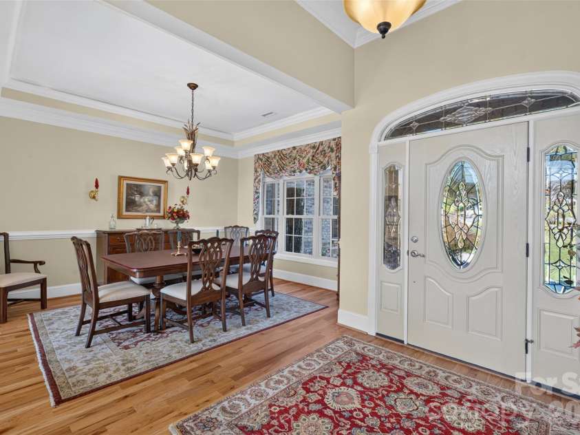 76 Divot Court, Hickory, NC 28601.  MLS# CAR4432298, YatesRealty ID 55493. 