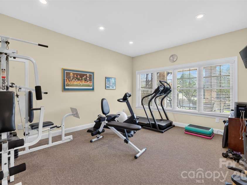 76 Divot Court, Hickory, NC 28601.  MLS# CAR4432298, YatesRealty ID 55493. Downstairs