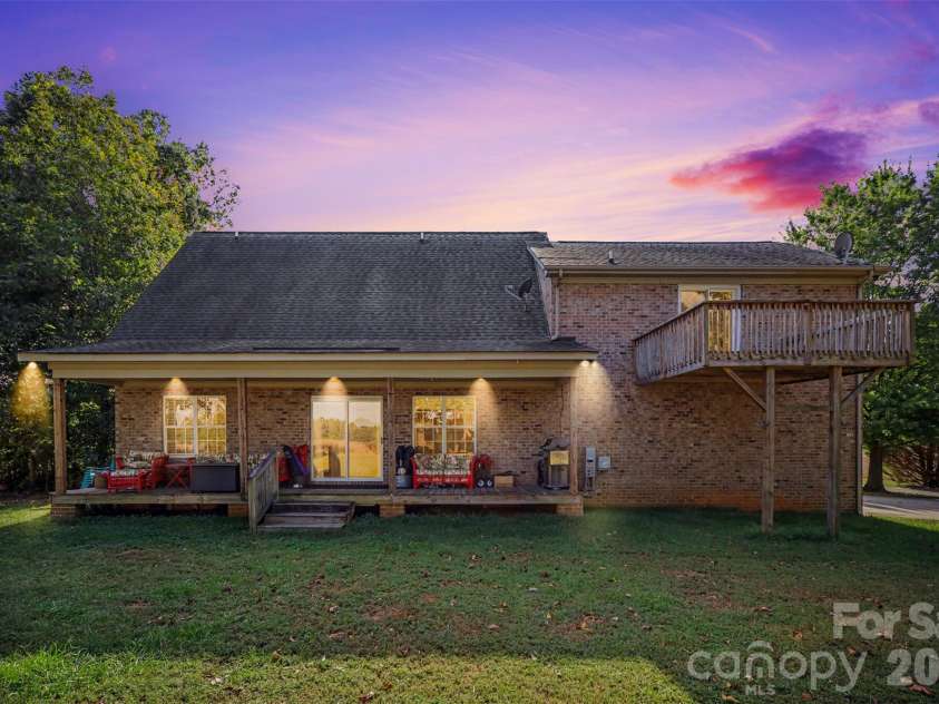 3634 New Town Road, Waxhaw, NC 28173.  MLS# CAR4430753, YatesRealty ID 55497. 