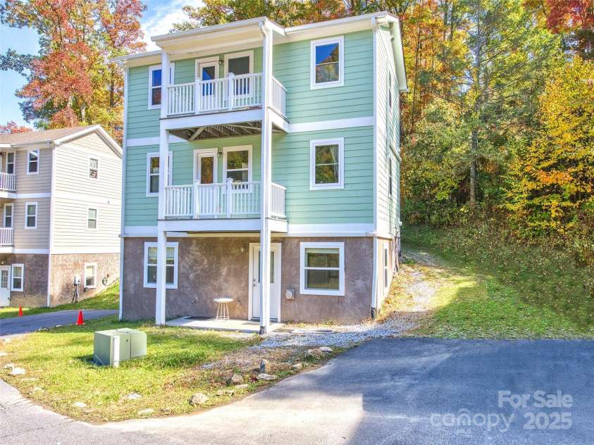 12 Lila Lane, Leicester, NC 28748.  MLS# CAR4254500, YatesRealty ID 555. 12 Lila Lane with Basement Level Entrance and Parking