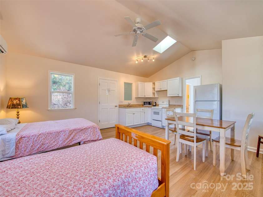 12 Lila Lane, Leicester, NC 28748.  MLS# CAR4254500, YatesRealty ID 555. Upper Level Living Space