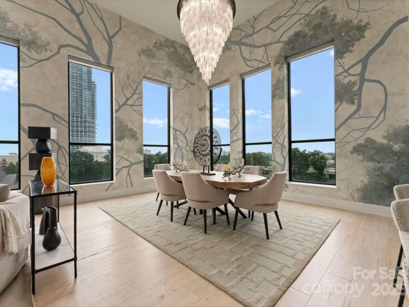 127 Tryon Street, Charlotte, NC 28202.  MLS# CAR4240229, YatesRealty ID 5550. 