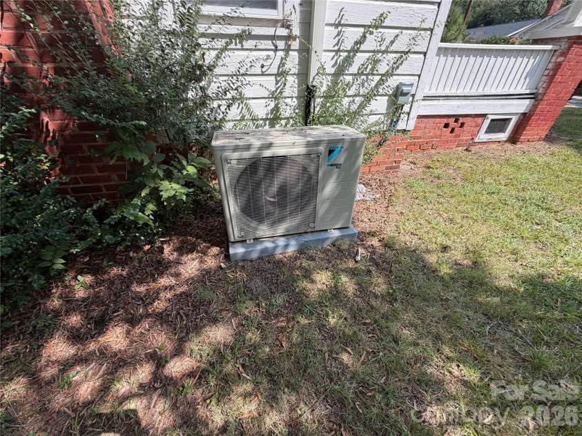 44 Academy Avenue, Concord, NC 28025.  MLS# CAR4432775, YatesRealty ID 55503. Mini Split unit 1