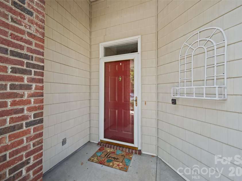 3741 Oak View Court, Matthews, NC 28105.  MLS# CAR4431812, YatesRealty ID 55507. 