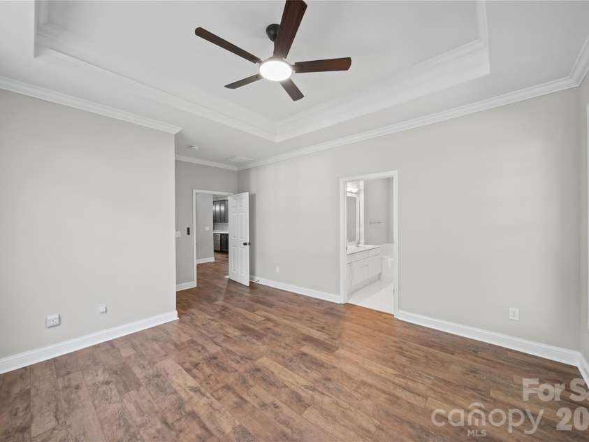 3741 Oak View Court, Matthews, NC 28105.  MLS# CAR4431812, YatesRealty ID 55507. 