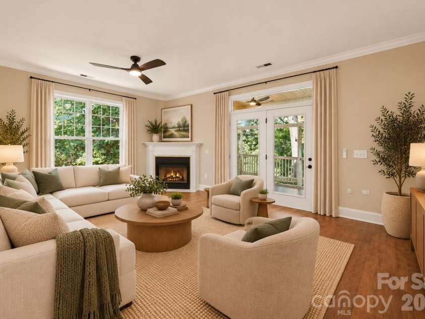 3741 Oak View Court, Matthews, NC 28105.  MLS# CAR4431812, YatesRealty ID 55507. 