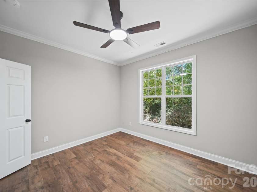 3741 Oak View Court, Matthews, NC 28105.  MLS# CAR4431812, YatesRealty ID 55507. 