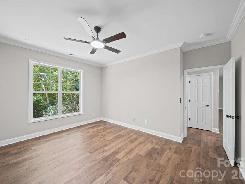 3741 Oak View Court, Matthews, NC 28105.  MLS# CAR4431812, YatesRealty ID 55507. 
