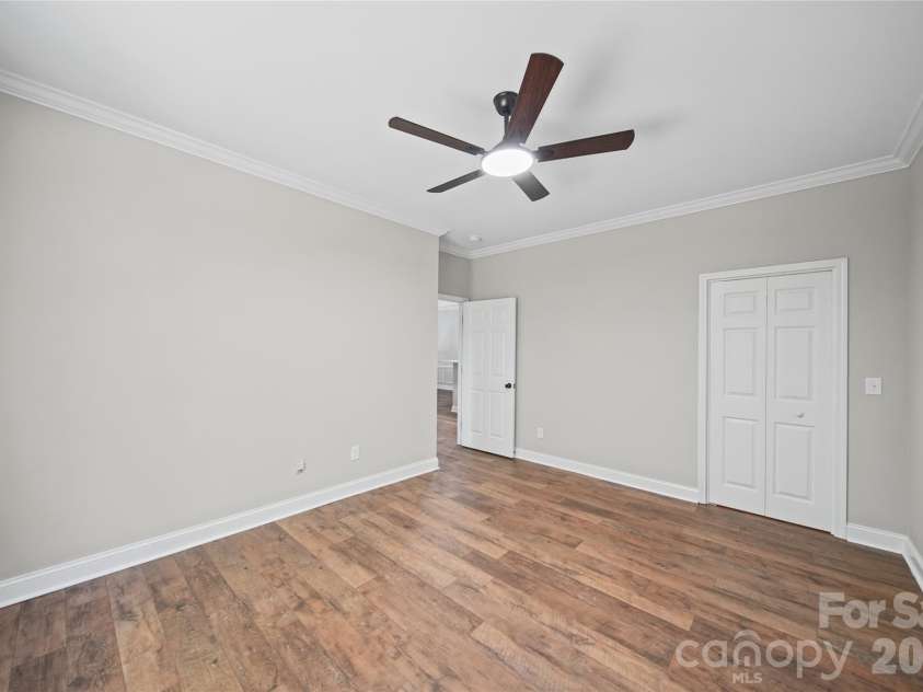 3741 Oak View Court, Matthews, NC 28105.  MLS# CAR4431812, YatesRealty ID 55507. 