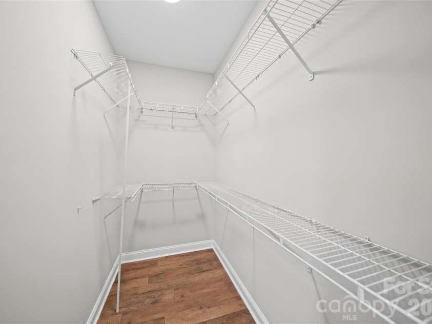 3741 Oak View Court, Matthews, NC 28105.  MLS# CAR4431812, YatesRealty ID 55507. 