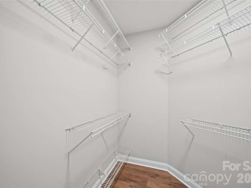 3741 Oak View Court, Matthews, NC 28105.  MLS# CAR4431812, YatesRealty ID 55507. 