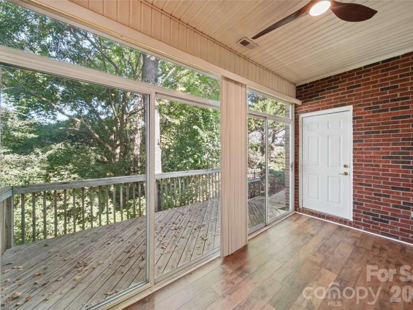 3741 Oak View Court, Matthews, NC 28105.  MLS# CAR4431812, YatesRealty ID 55507. 