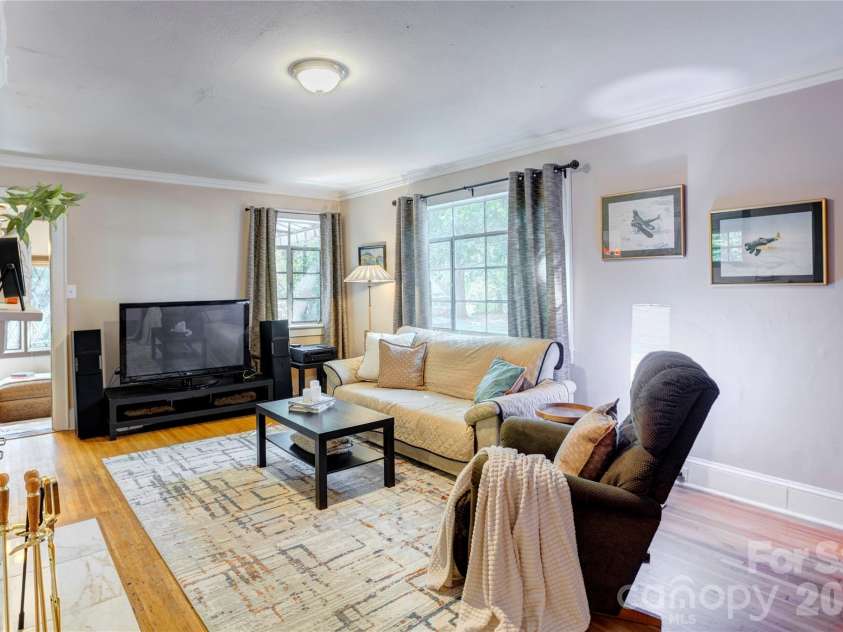 50 Park Drive, Concord, NC 28027.  MLS# CAR4432135, YatesRealty ID 55509. 