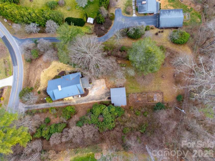 401 Country Club Drive, Cullowhee, NC 28723.  MLS# CAR4355089, YatesRealty ID 5551. 