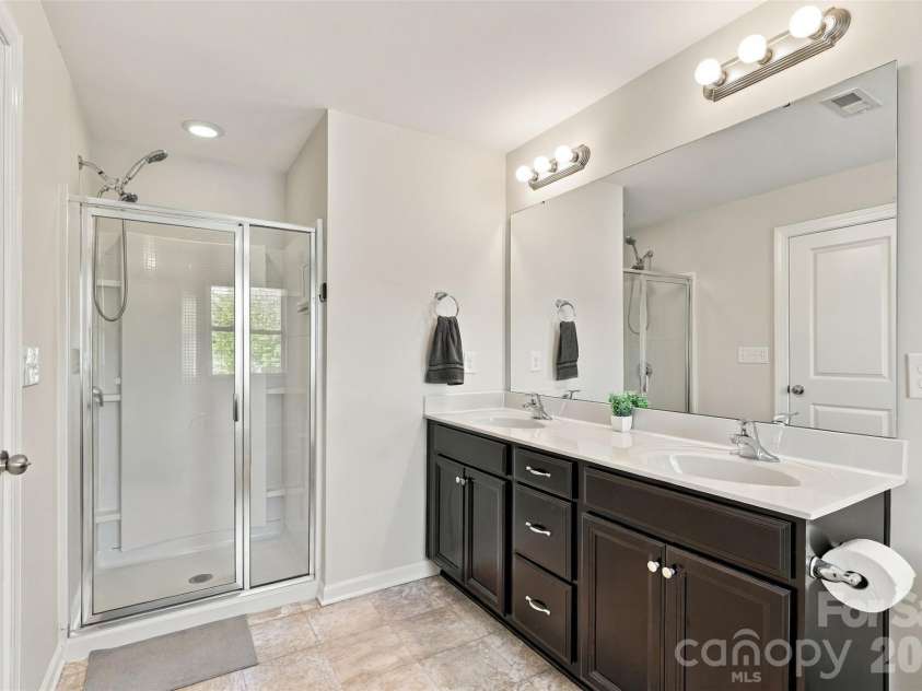 1020 Archibald Avenue, Fort Mill, SC 29708.  MLS# CAR4432759, YatesRealty ID 55510. Bedroom 2 ensuite bath