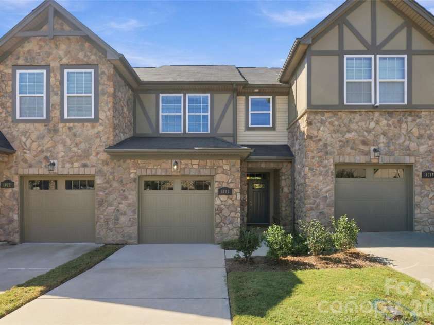 1020 Archibald Avenue, Fort Mill, SC 29708.  MLS# CAR4432759, YatesRealty ID 55510. Welcome home!