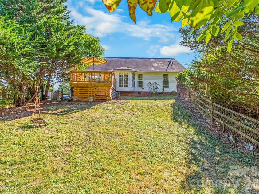 4618 Hendrix Court, Concord, NC 28025.  MLS# CAR4431884, YatesRealty ID 55512. Fenced Backyard
