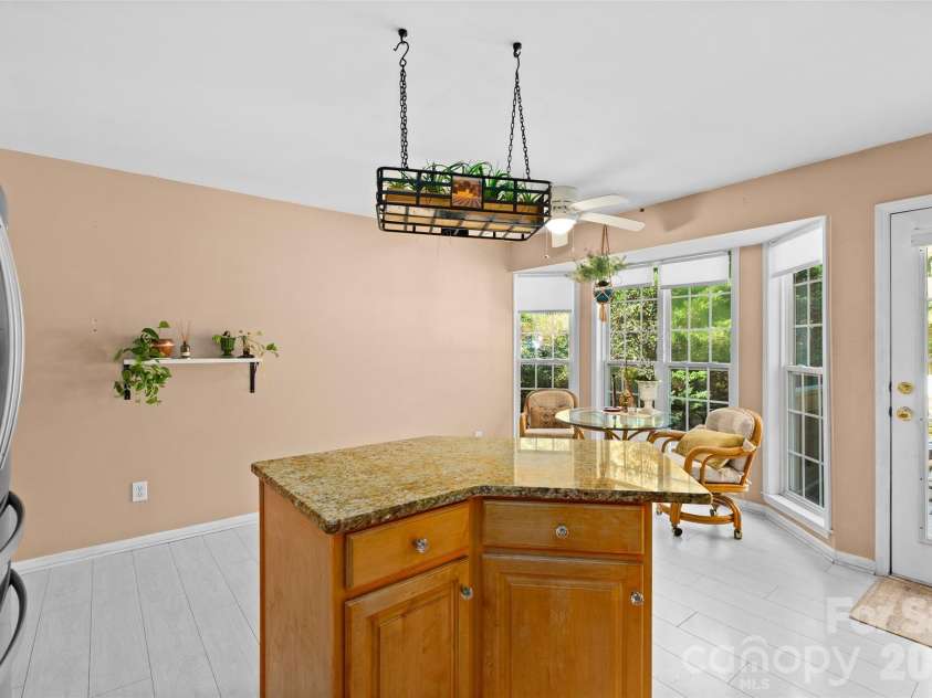 4618 Hendrix Court, Concord, NC 28025.  MLS# CAR4431884, YatesRealty ID 55512. Kitchen