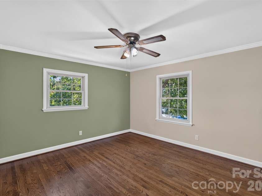 3325 Saint Evans Road, Charlotte, NC 28214.  MLS# CAR4432718, YatesRealty ID 55513. 