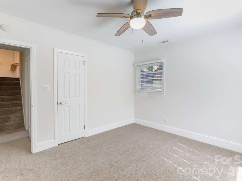 5121 Kistler Avenue, Charlotte, NC 28205.  MLS# CAR4432756, YatesRealty ID 55517. 
