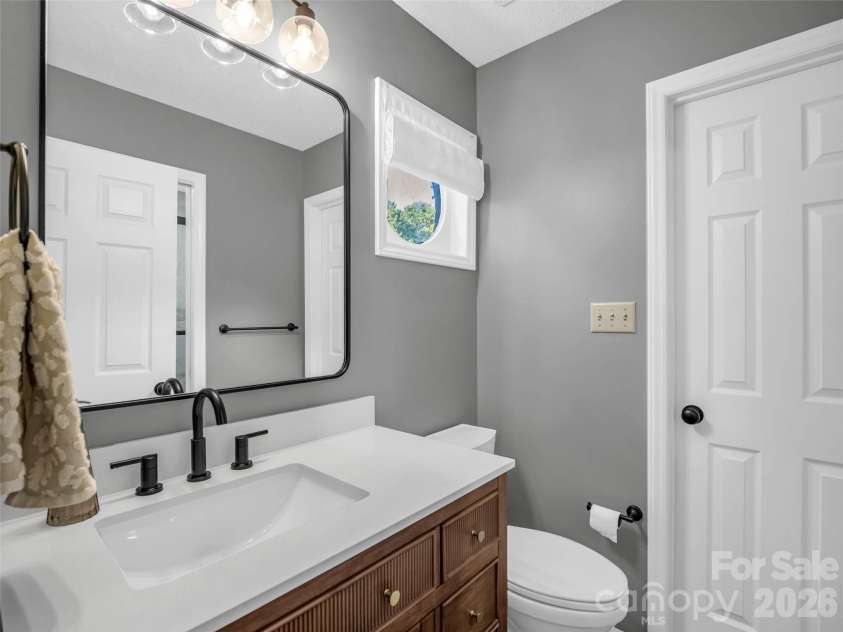 1834 Robinwood Road, Gastonia, NC 28054.  MLS# CAR4432554, YatesRealty ID 55519. 