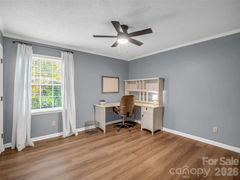 1834 Robinwood Road, Gastonia, NC 28054.  MLS# CAR4432554, YatesRealty ID 55519. 