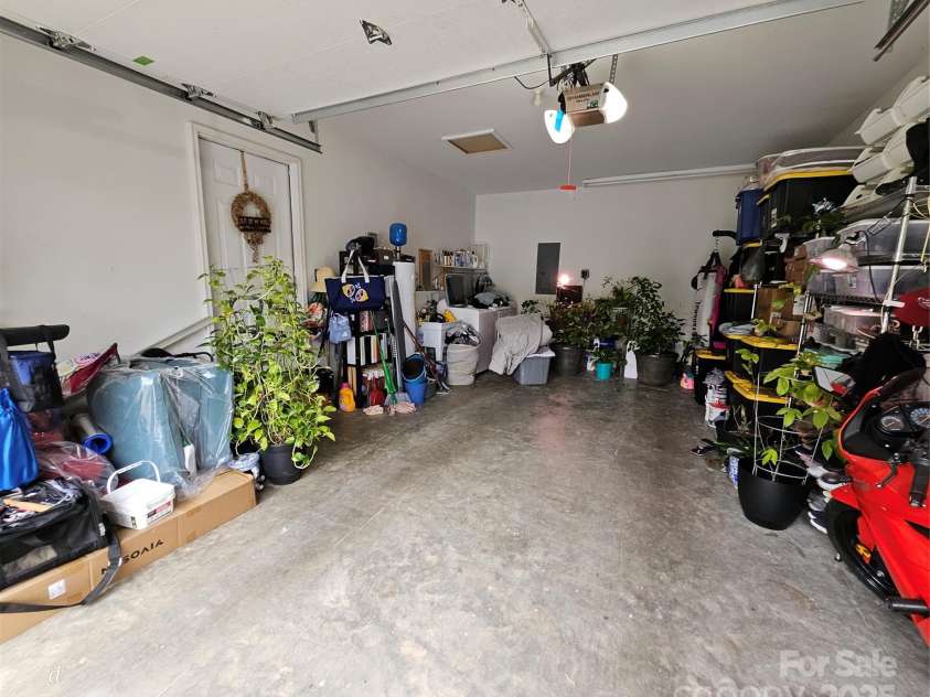 118 Knight Lane, Lawndale, NC 28090.  MLS# CAR4246350, YatesRealty ID 5552. Garage/Laundry