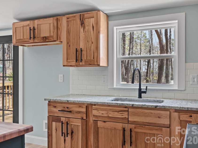 215 Crescent Heights Drive, Salisbury, NC 28146.  MLS# CAR4359710, YatesRealty ID 5552. 