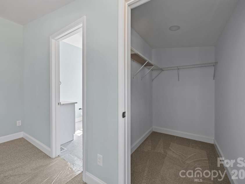 215 Crescent Heights Drive, Salisbury, NC 28146.  MLS# CAR4359710, YatesRealty ID 5552. Large walk-in closet