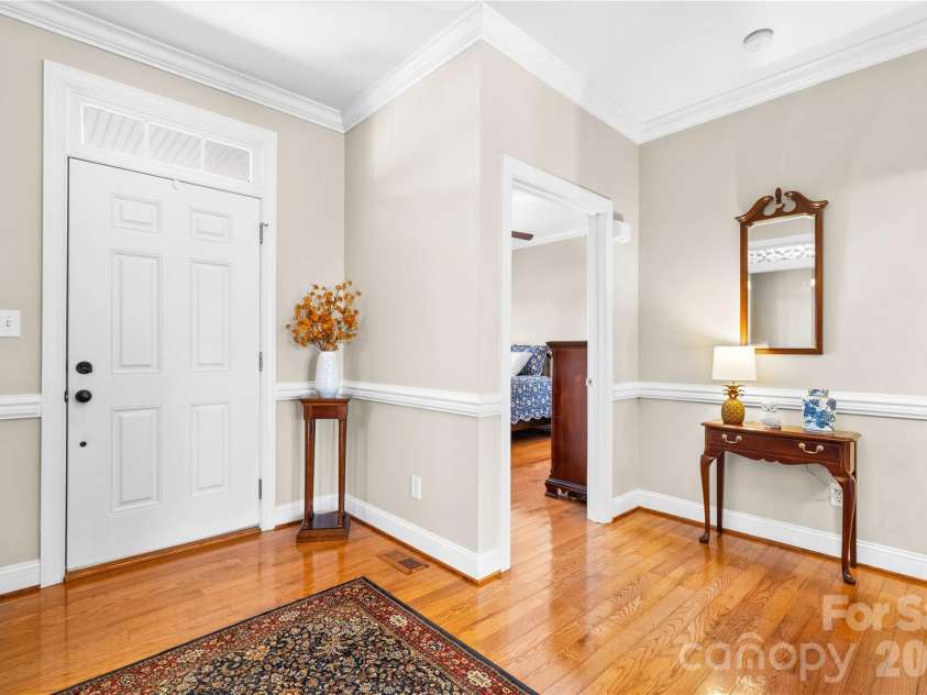66 Hawks Ridge, Hickory, NC 28601.  MLS# CAR4431161, YatesRealty ID 55524. 