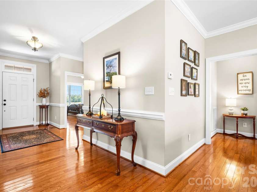 66 Hawks Ridge, Hickory, NC 28601.  MLS# CAR4431161, YatesRealty ID 55524. 