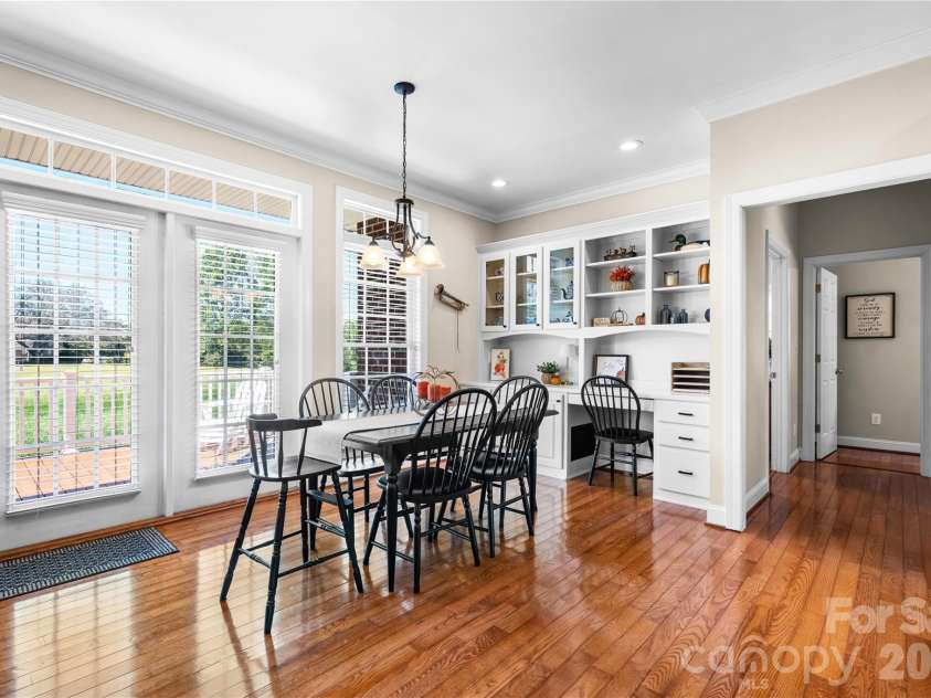 66 Hawks Ridge, Hickory, NC 28601.  MLS# CAR4431161, YatesRealty ID 55524. 
