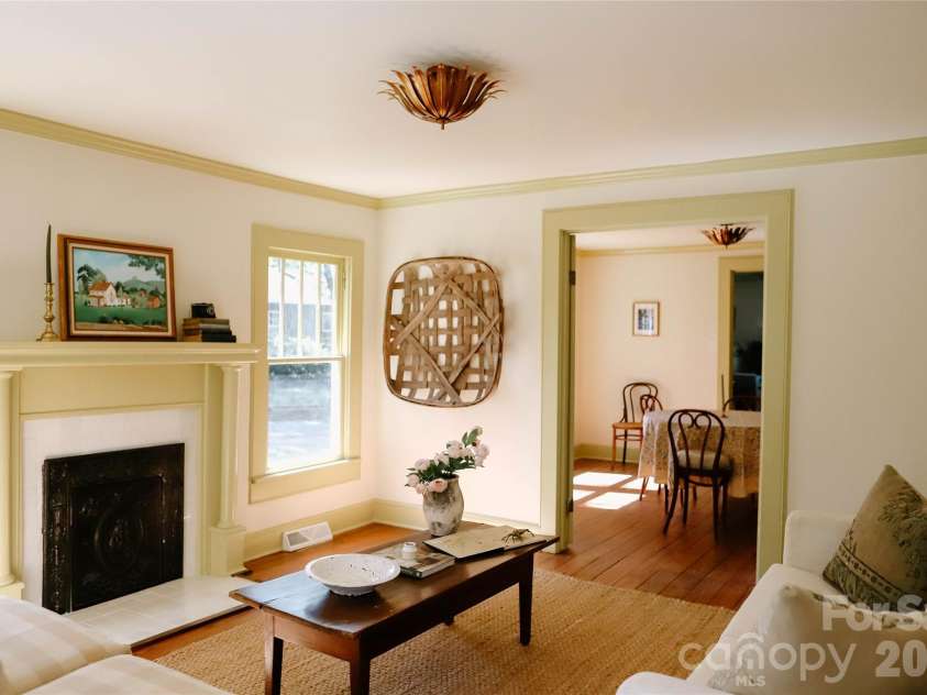 215 Krimminger Avenue, Concord, NC 28025.  MLS# CAR4432746, YatesRealty ID 55535. 