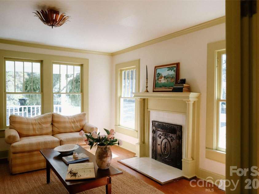215 Krimminger Avenue, Concord, NC 28025.  MLS# CAR4432746, YatesRealty ID 55535. 