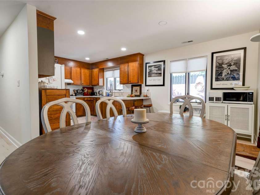 301 Pinkney Street, Shelby, NC 28150.  MLS# CAR4432509, YatesRealty ID 55538. Dining area and Kitchen