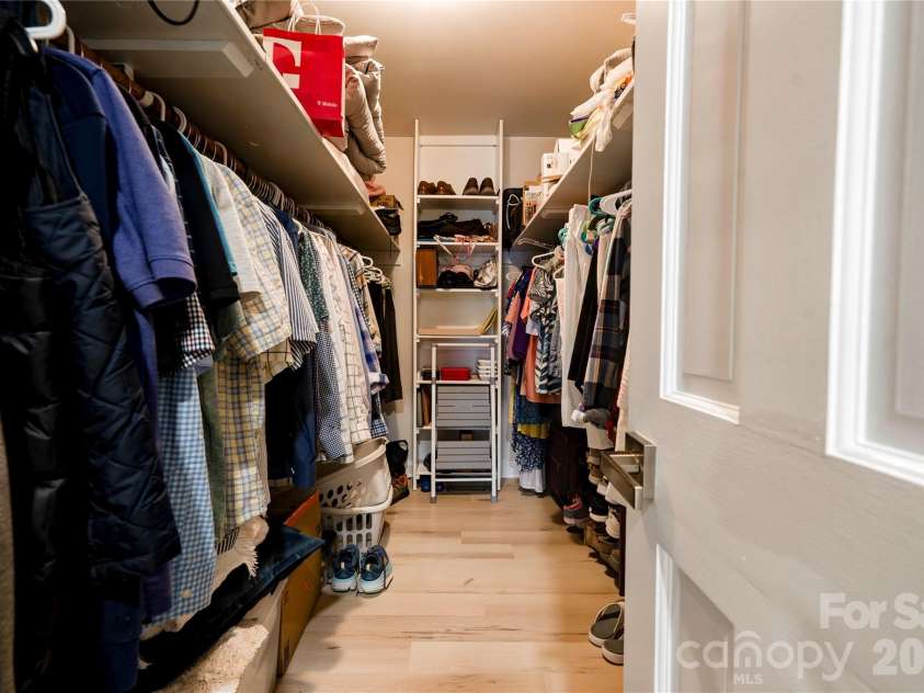 301 Pinkney Street, Shelby, NC 28150.  MLS# CAR4432509, YatesRealty ID 55538. Primary walk-in closet