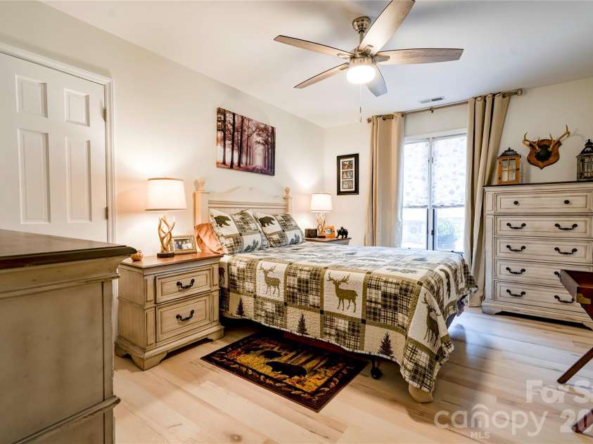 301 Pinkney Street, Shelby, NC 28150.  MLS# CAR4432509, YatesRealty ID 55538. Third bedroom on the main level