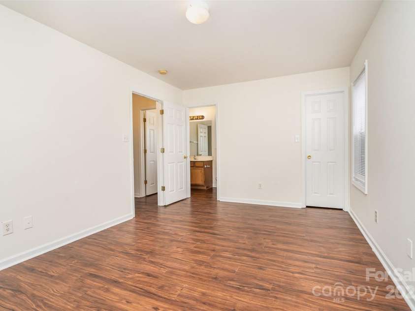 13514 Tartarian Court, Charlotte, NC 28215.  MLS# CAR4245300, YatesRealty ID 5554. Bedroom 3 - Access to Bathroom & Walk-In Closet