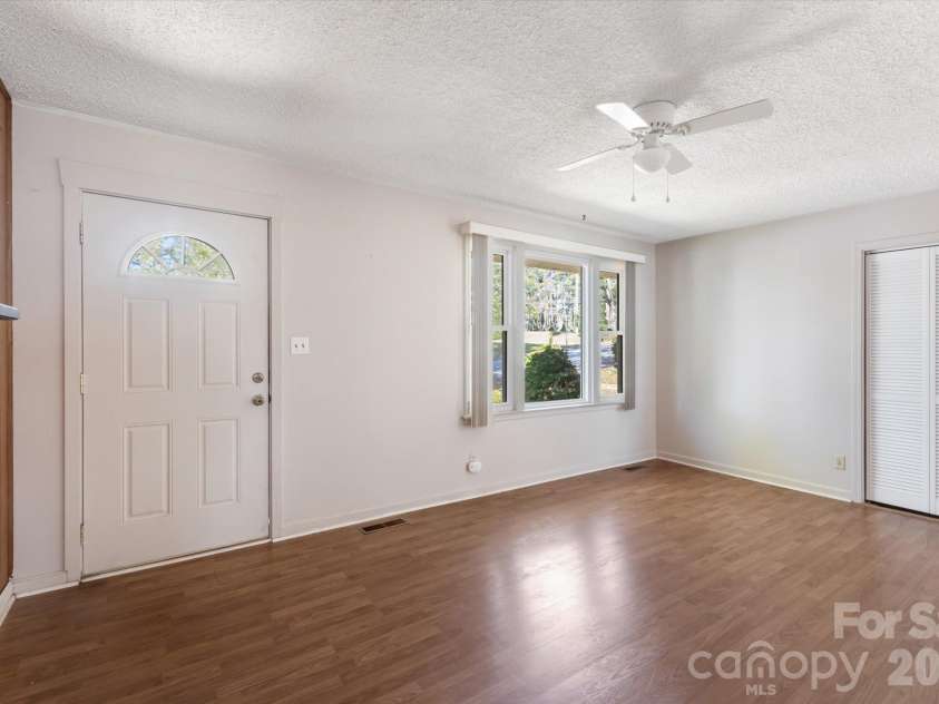 27 Trowbridge Lane, Brevard, NC 28712.  MLS# CAR4425471, YatesRealty ID 55542. 