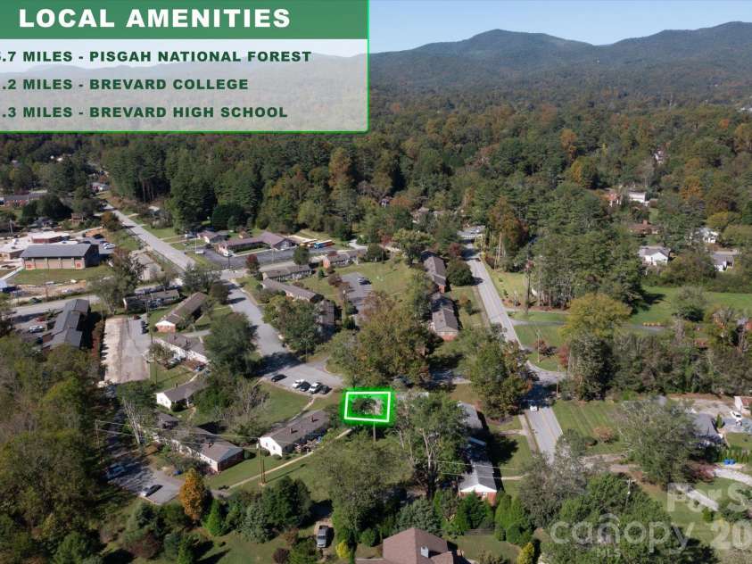 27 Trowbridge Lane, Brevard, NC 28712.  MLS# CAR4425471, YatesRealty ID 55542. 