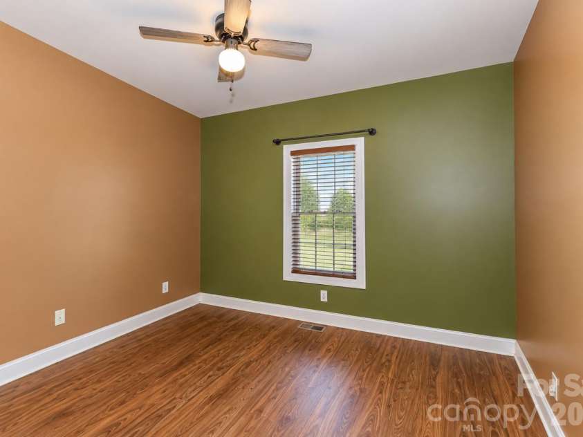 138 Westhaven Drive, Statesville, NC 28625.  MLS# CAR4432092, YatesRealty ID 55546. 