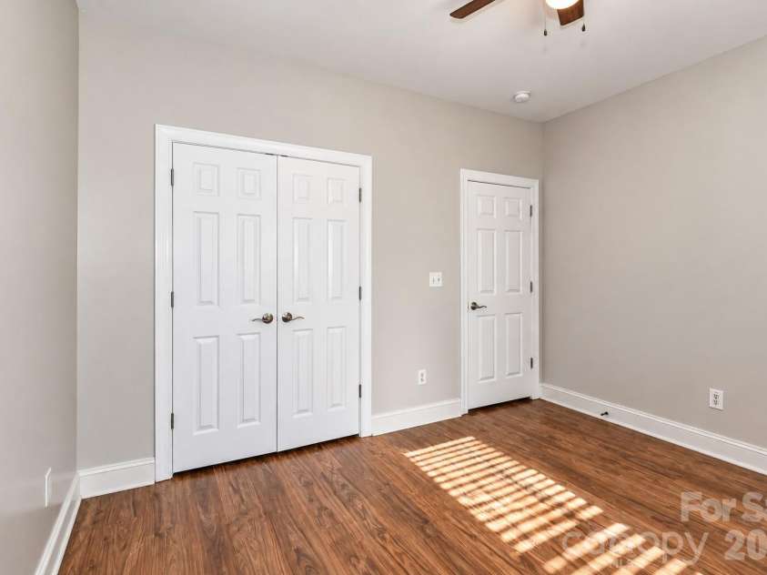 138 Westhaven Drive, Statesville, NC 28625.  MLS# CAR4432092, YatesRealty ID 55546. 