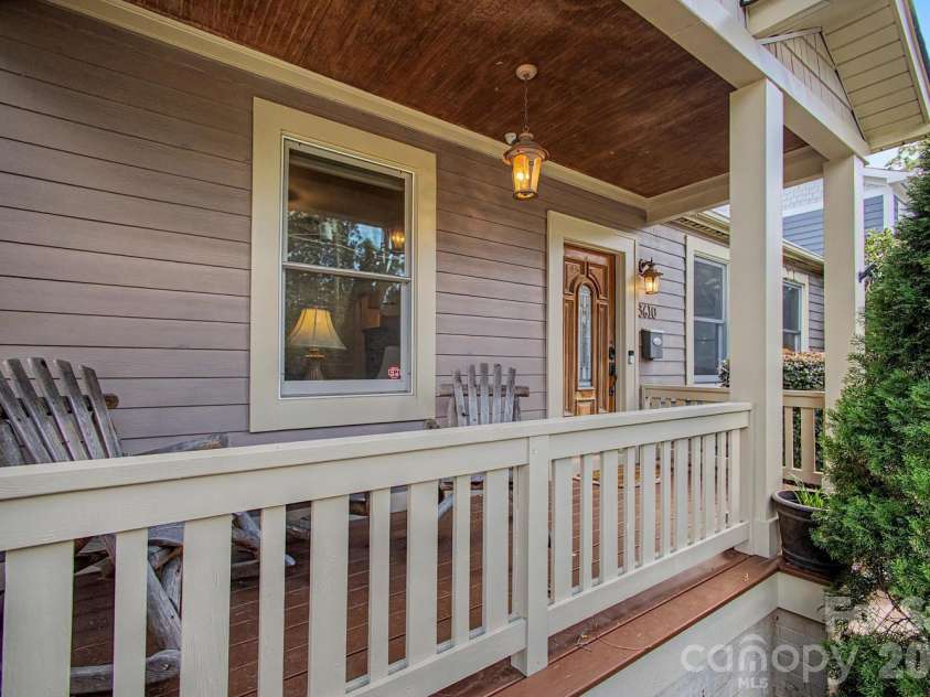 3610 Oakwood Avenue, Charlotte, NC 28205.  MLS# CAR4431301, YatesRealty ID 55549. 