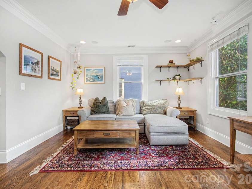 3610 Oakwood Avenue, Charlotte, NC 28205.  MLS# CAR4431301, YatesRealty ID 55549. 