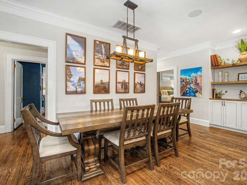 3610 Oakwood Avenue, Charlotte, NC 28205.  MLS# CAR4431301, YatesRealty ID 55549. 