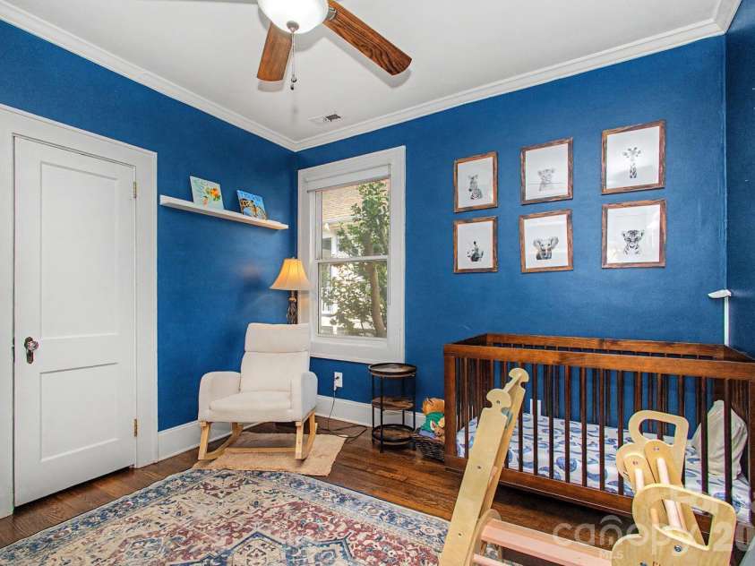 3610 Oakwood Avenue, Charlotte, NC 28205.  MLS# CAR4431301, YatesRealty ID 55549. 