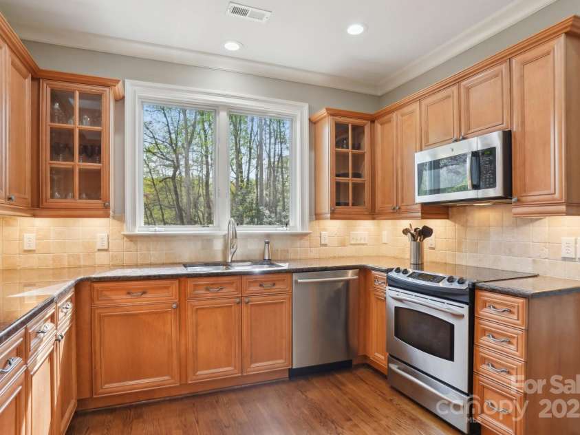176 Sunset Bay Drive, Troutman, NC 28166.  MLS# CAR4241006, YatesRealty ID 5555. 