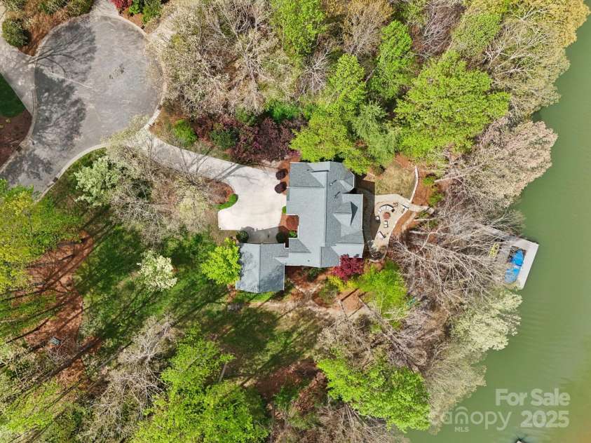 176 Sunset Bay Drive, Troutman, NC 28166.  MLS# CAR4241006, YatesRealty ID 5555. 