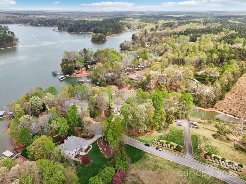 176 Sunset Bay Drive, Troutman, NC 28166.  MLS# CAR4241006, YatesRealty ID 5555. 